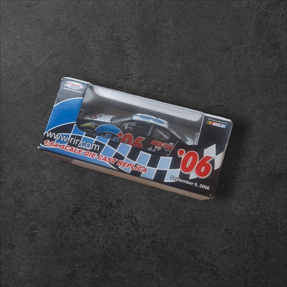 Nascar Die-Cast Model - Black and Blue 2006